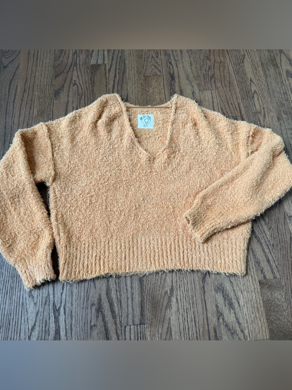 FREE PEOPLE Cozy V-Neck Peach Sweater